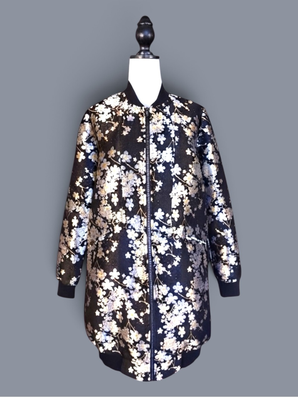 BCBGeneration Jacket Black Gold Longline Metallic Floral Jacquard Bomber Glam M